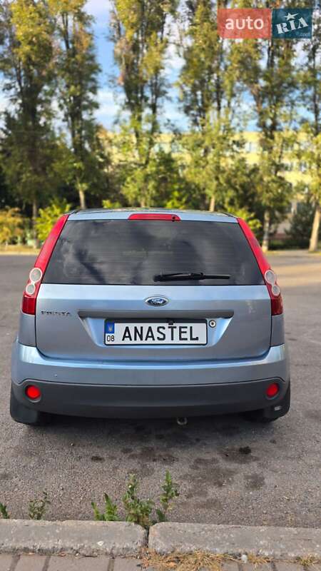 Хетчбек Ford Fiesta 2006 в Запоріжжі