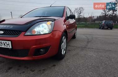 Хетчбек Ford Fiesta 2008 в Дніпрі