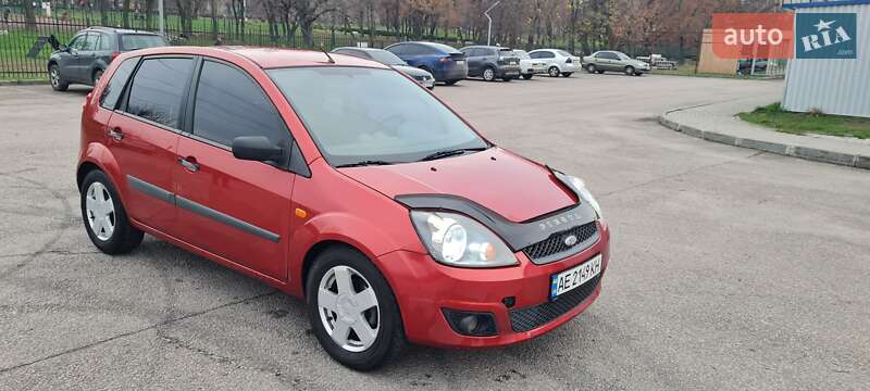 Хэтчбек Ford Fiesta 2008 в Днепре