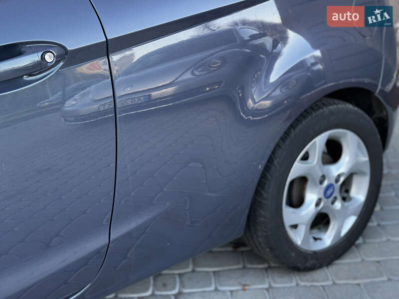 Хэтчбек Ford Fiesta 2011 в Виннице