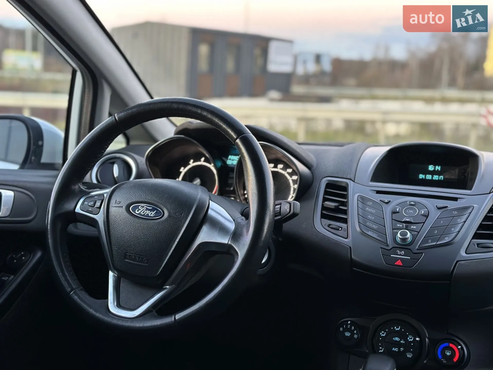 2017 Ford Fiesta - мініатюра 41