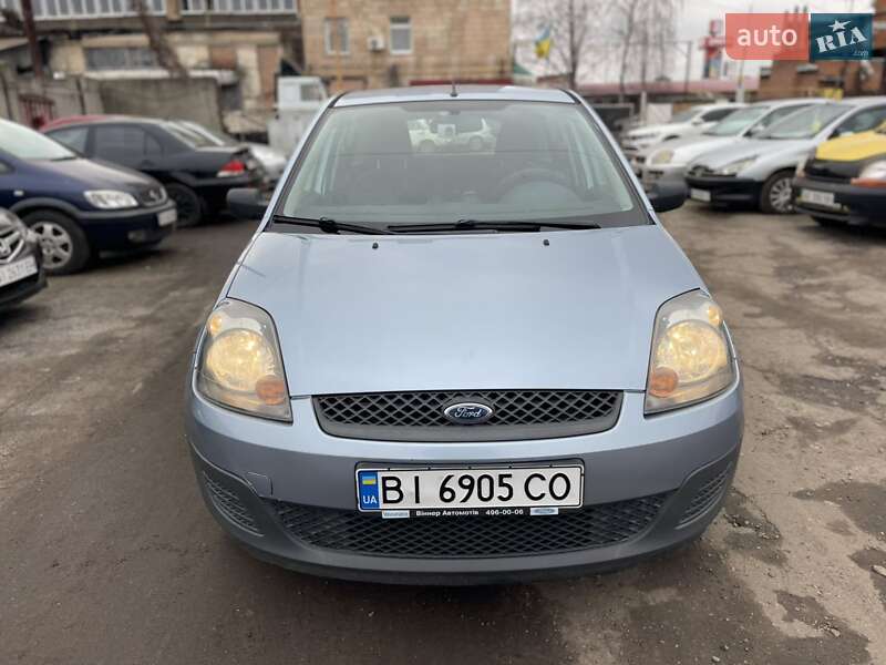 Хэтчбек Ford Fiesta 2006 в Полтаве