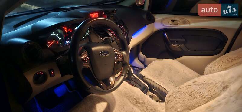 Седан Ford Fiesta 2011 в Хмельницком фото 3 Седан Ford Fiesta 2011 в Хмельницком