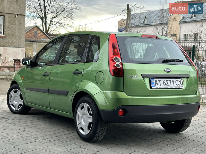 Хетчбек Ford Fiesta 2006 в Івано-Франківську