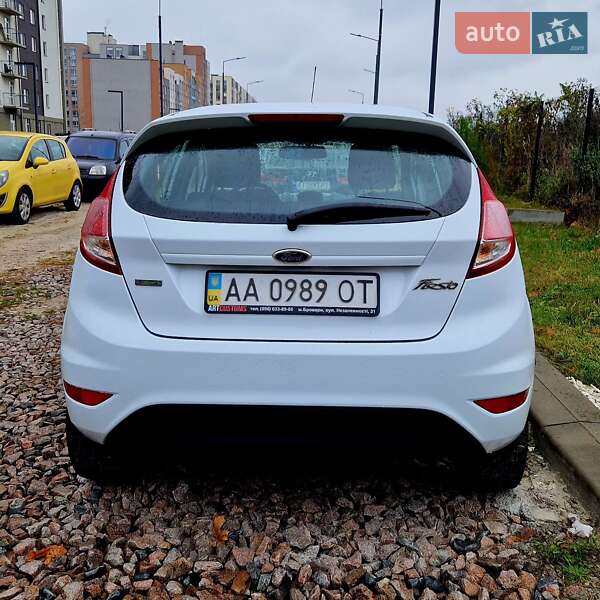 Хетчбек Ford Fiesta 2015 в Броварах фото 4 Хетчбек Ford Fiesta 2015 в Броварах