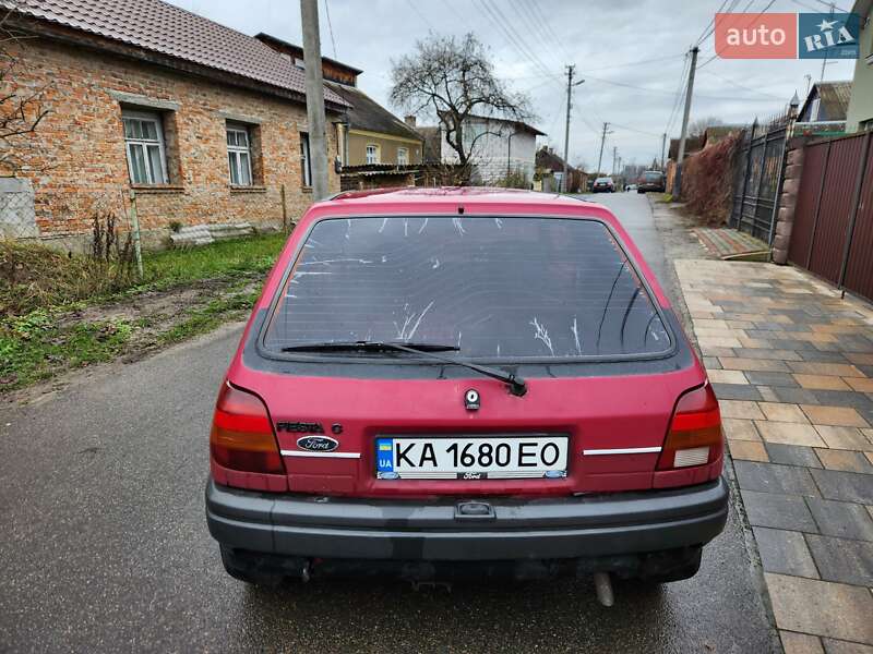 Хэтчбек Ford Fiesta 1994 в Луцке