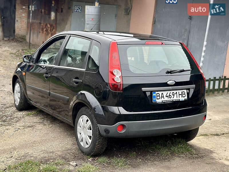 Хетчбек Ford Fiesta 2006 в Кропивницькому