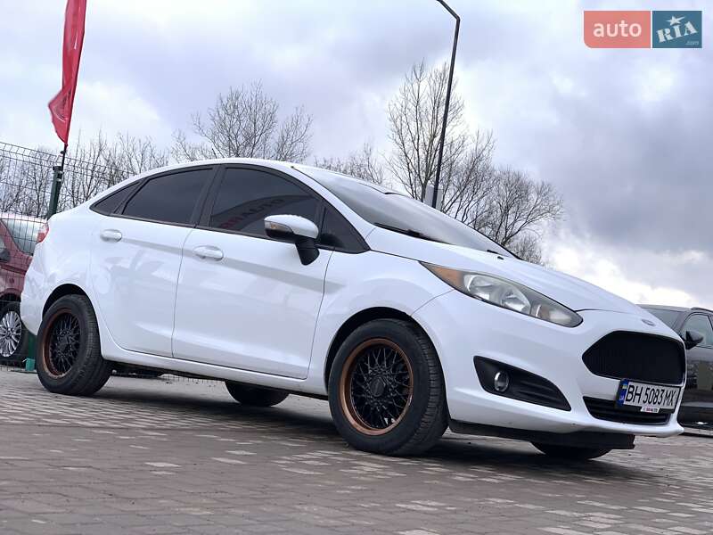 Седан Ford Fiesta 2015 в Бердичеве