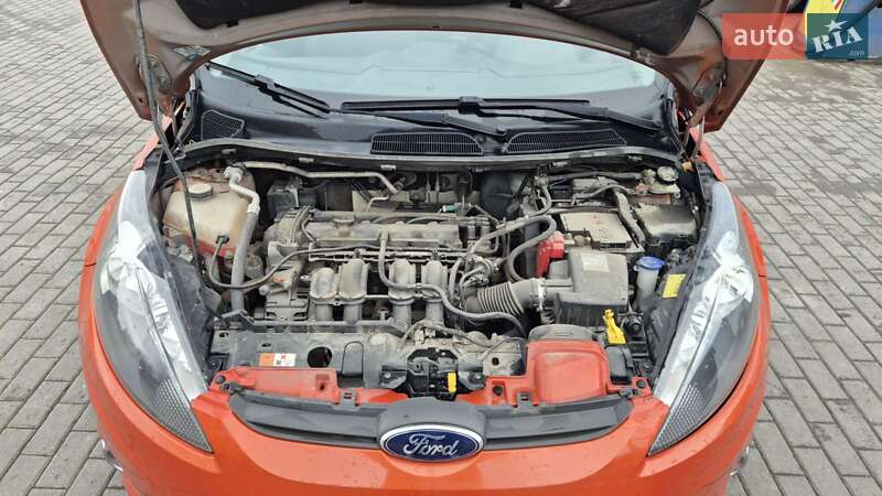 Хэтчбек Ford Fiesta 2012 в Ровно фото 7 Хэтчбек Ford Fiesta 2012 в Ровно