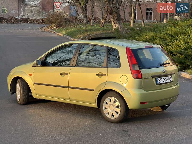 Хетчбек Ford Fiesta 2005 в Миколаєві