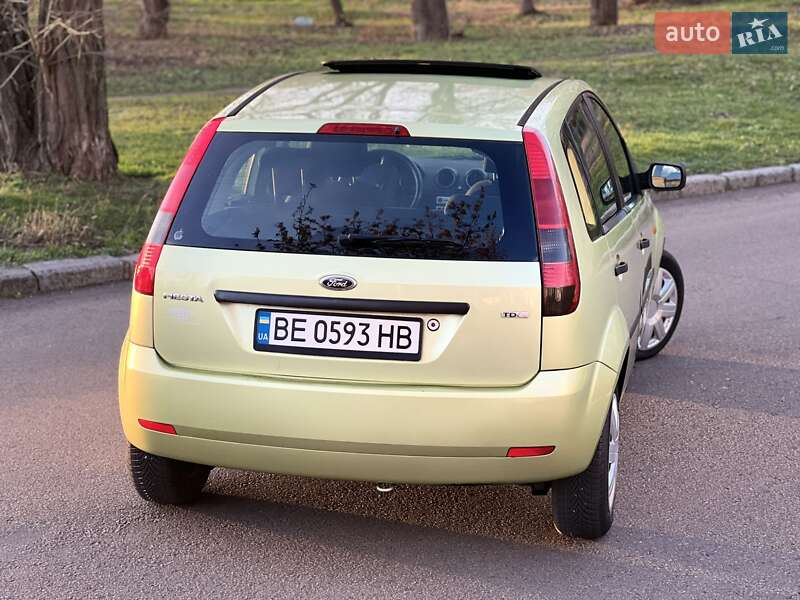Хетчбек Ford Fiesta 2005 в Миколаєві