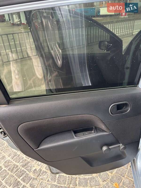 Хэтчбек Ford Fiesta 2007 в Днепре фото 16 Хэтчбек Ford Fiesta 2007 в Днепре