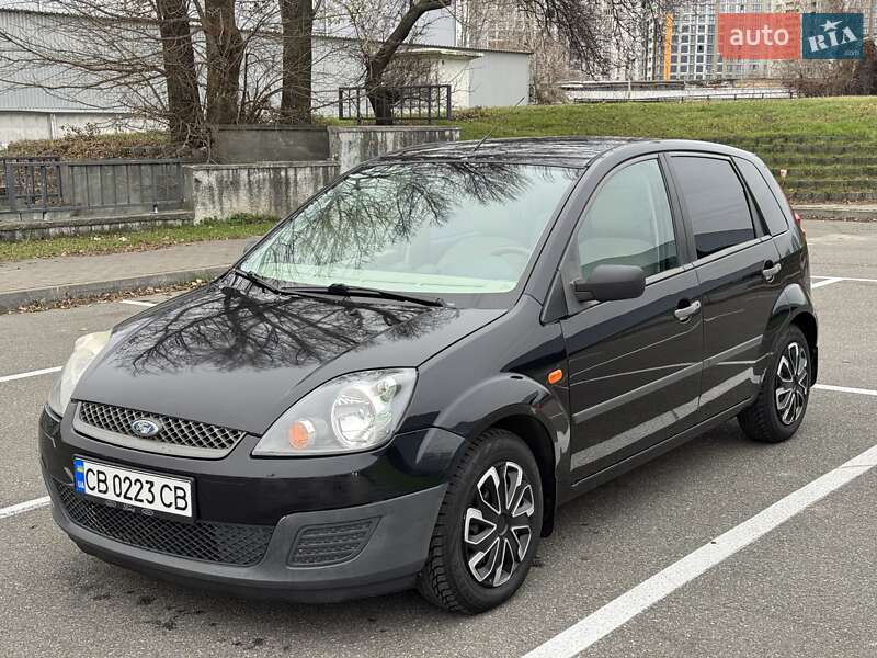 Хетчбек Ford Fiesta 2007 в Києві