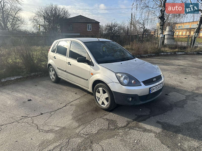 Хэтчбек Ford Fiesta 2008 в Сумах