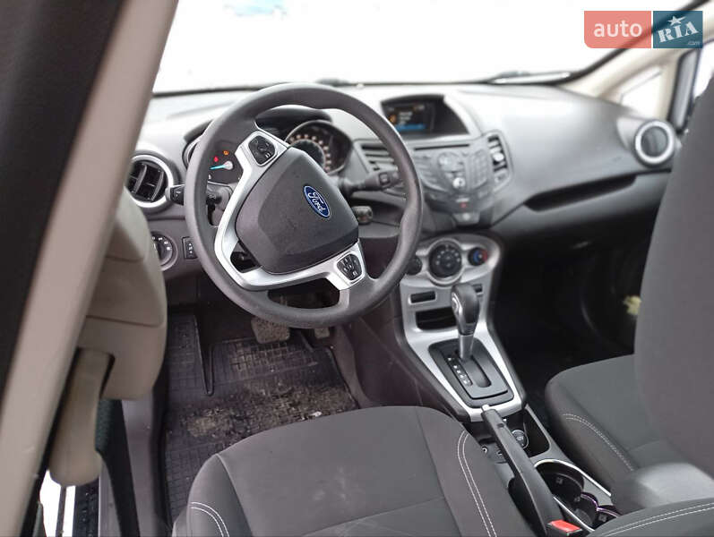 Седан Ford Fiesta 2018 в Львові