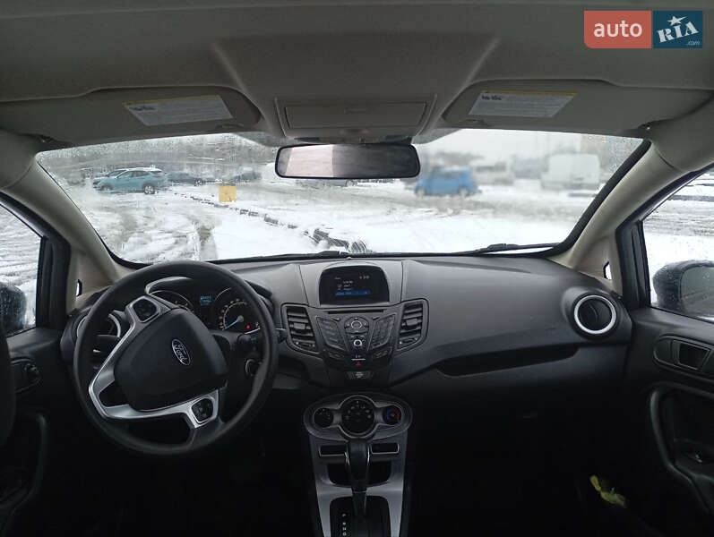 Седан Ford Fiesta 2018 в Львові