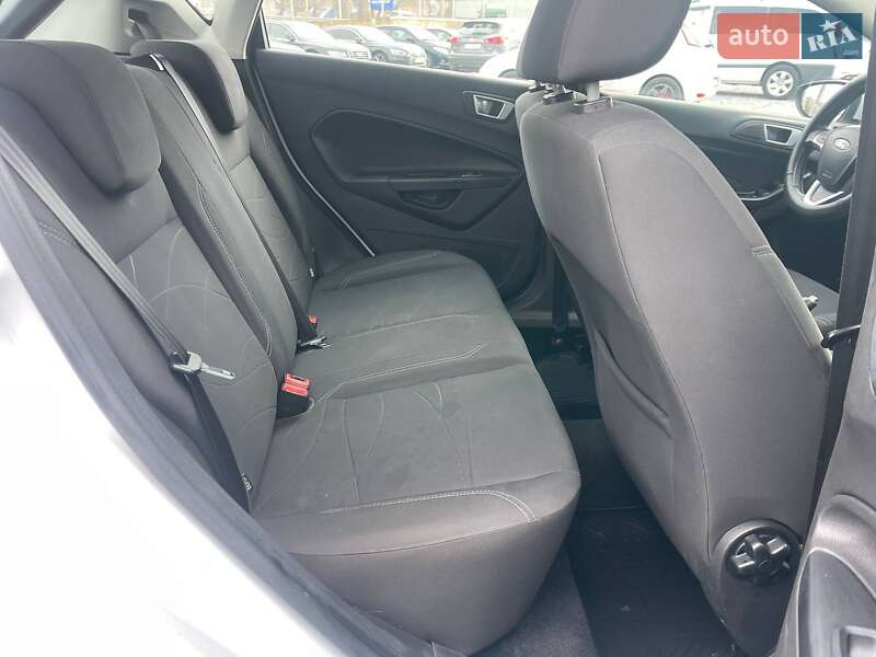 Хетчбек Ford Fiesta 2014 в Києві фото 11 Хетчбек Ford Fiesta 2014 в Києві