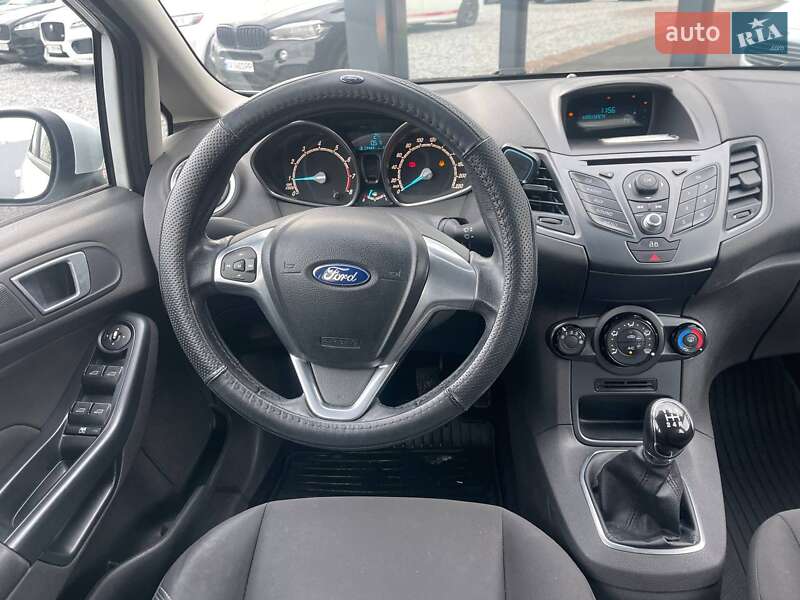 Хетчбек Ford Fiesta 2014 в Києві фото 14 Хетчбек Ford Fiesta 2014 в Києві