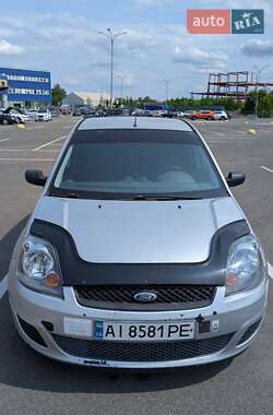 Хетчбек Ford Fiesta 2006 в Києві
