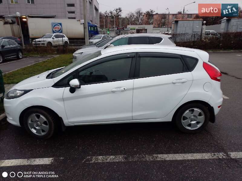 Хэтчбек Ford Fiesta 2011 в Харькове