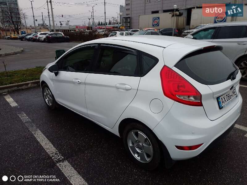 Хэтчбек Ford Fiesta 2011 в Харькове