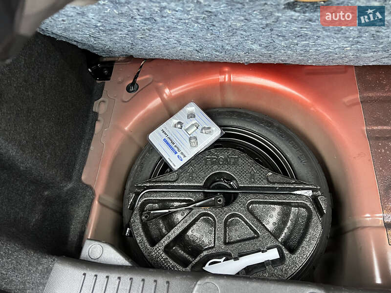 Хетчбек Ford Fiesta 2018 в Києві