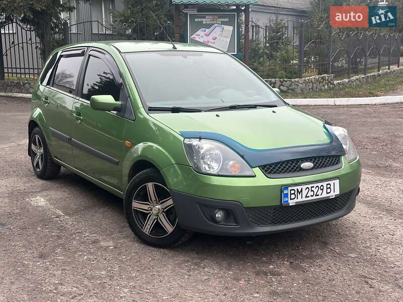 Хетчбек Ford Fiesta 2006 в Сумах