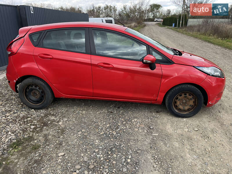 Хэтчбек Ford Fiesta 2010 в Снятине фото 8 Хэтчбек Ford Fiesta 2010 в Снятине