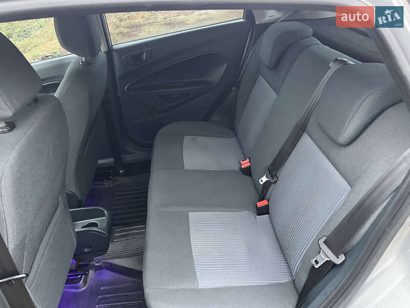 Хетчбек Ford Fiesta 2011 в Львові фото 13 Хетчбек Ford Fiesta 2011 в Львові