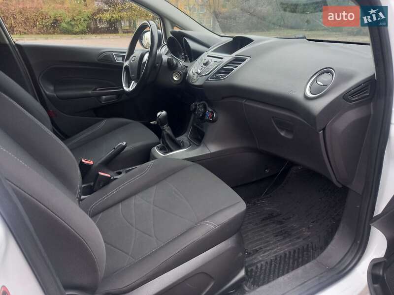 Хэтчбек Ford Fiesta 2013 в Броварах