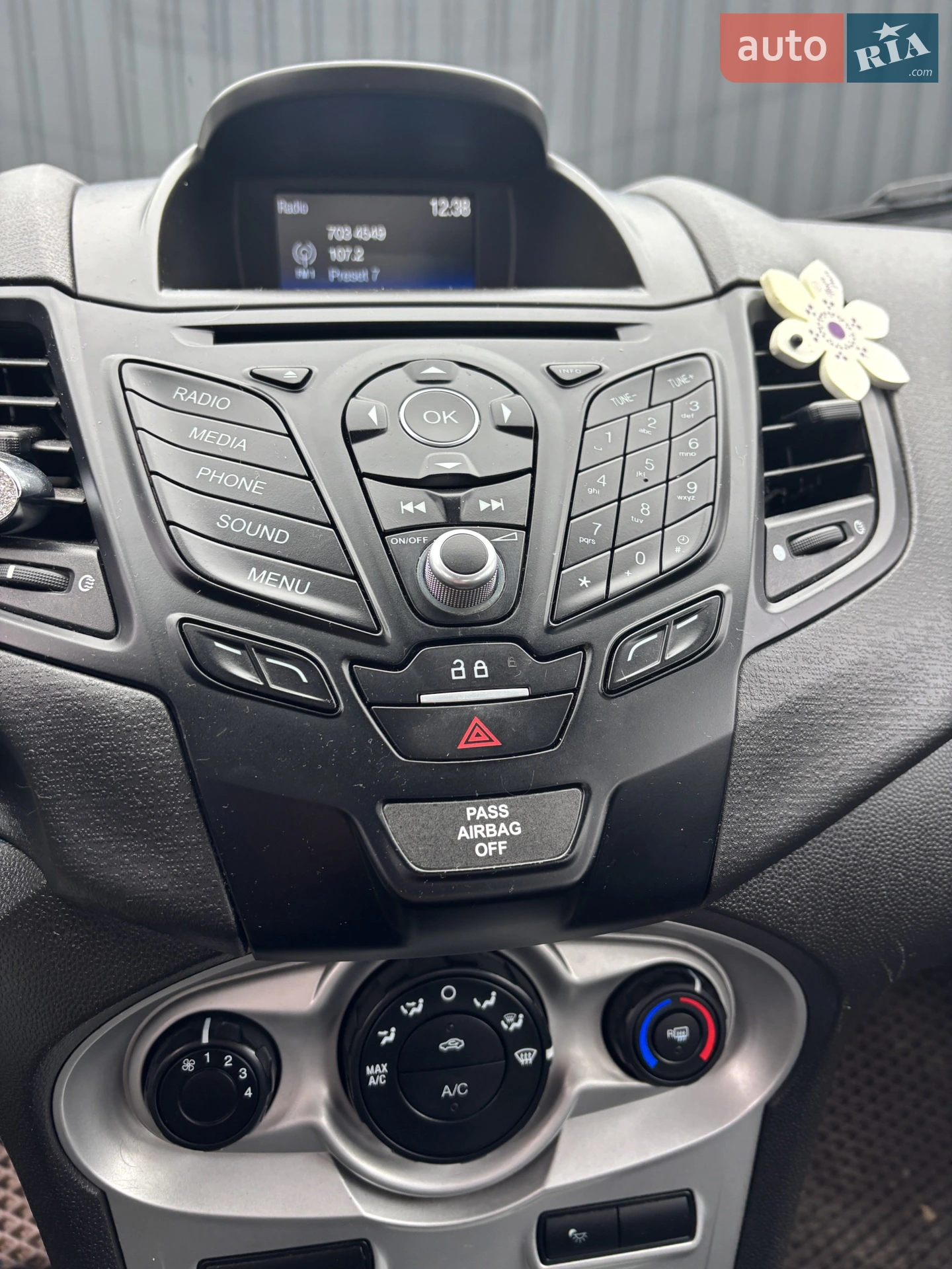2018 Ford Fiesta - мініатюра 5