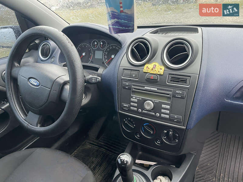 Хэтчбек Ford Fiesta 2006 в Тернополе