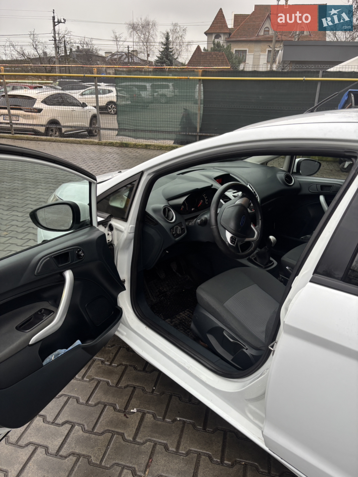 2011 Ford Fiesta - мініатюра 9