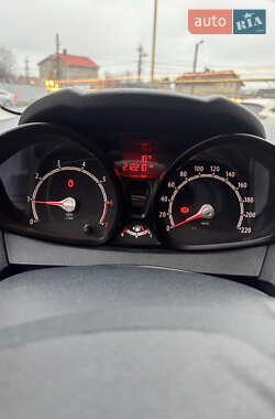 Хэтчбек Ford Fiesta 2011 в Одессе