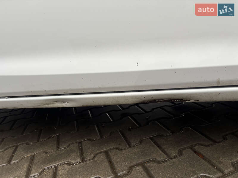 Хетчбек Ford Fiesta 2011 в Одесі фото 23 Хетчбек Ford Fiesta 2011 в Одесі