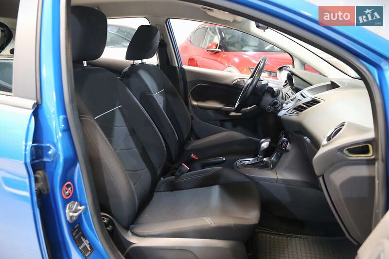 Хетчбек Ford Fiesta 2014 в Києві