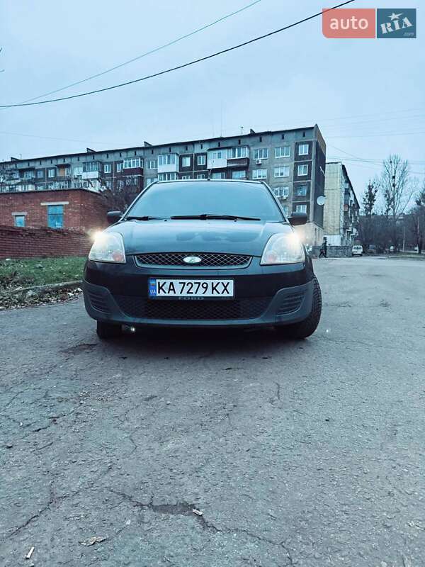 Хэтчбек Ford Fiesta 2008 в Краматорске