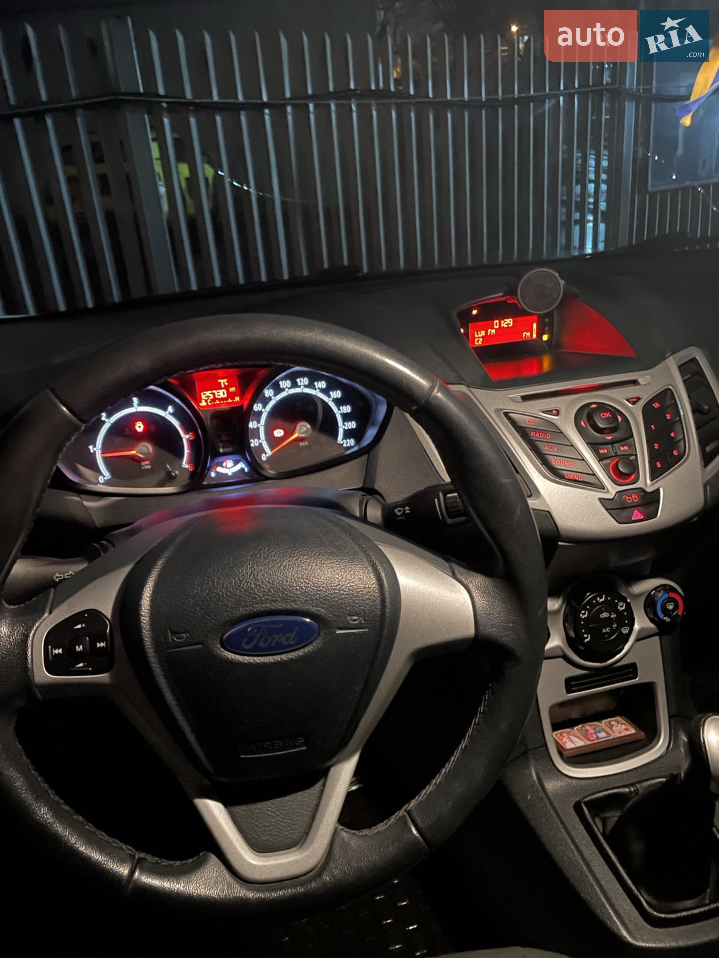2012 Ford Fiesta - мініатюра 16