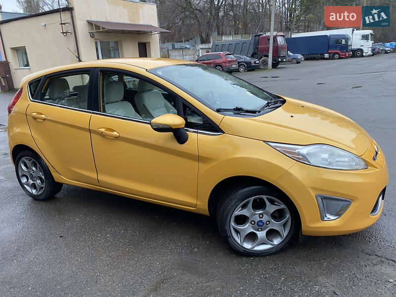 Хетчбек Ford Fiesta 2011 в Хмельницькому фото 3 Хетчбек Ford Fiesta 2011 в Хмельницькому