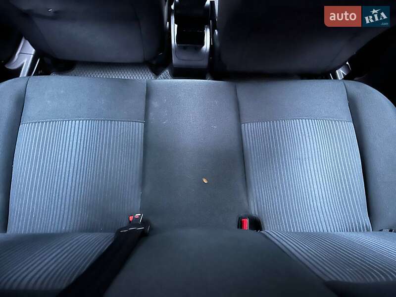 Хэтчбек Ford Fiesta 2013 в Новомосковске фото 28 Хэтчбек Ford Fiesta 2013 в Новомосковске