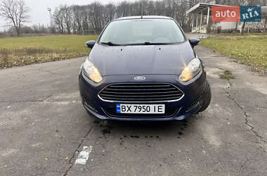 Хэтчбек Ford Fiesta 2015 в Городке