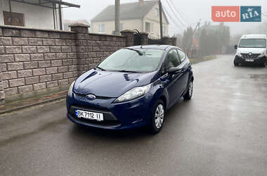 Хэтчбек Ford Fiesta 2012 в Ровно