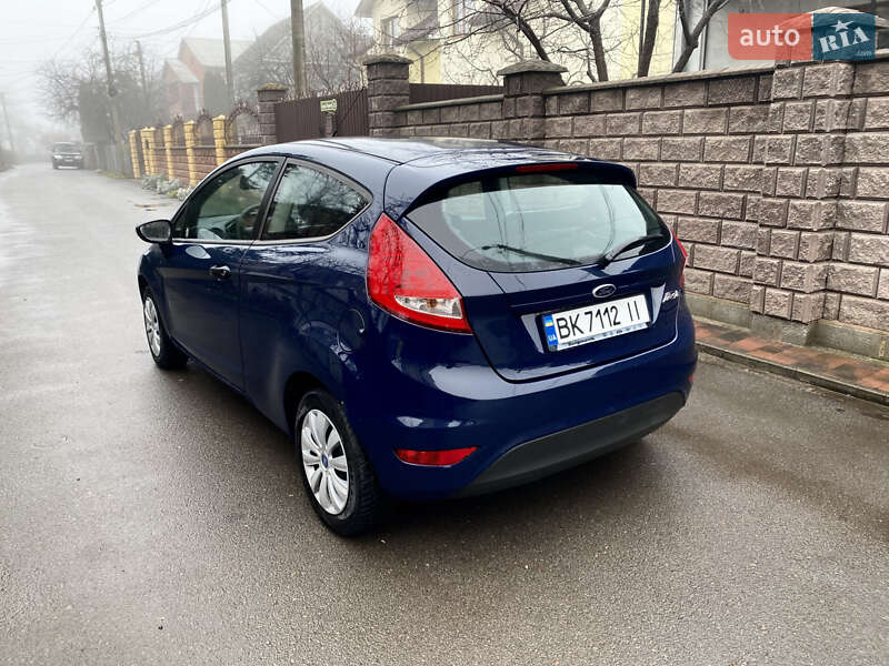 Хэтчбек Ford Fiesta 2012 в Ровно фото 3 Хэтчбек Ford Fiesta 2012 в Ровно