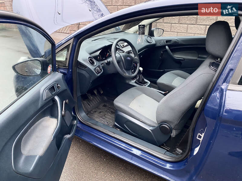 Хэтчбек Ford Fiesta 2012 в Ровно фото 13 Хэтчбек Ford Fiesta 2012 в Ровно