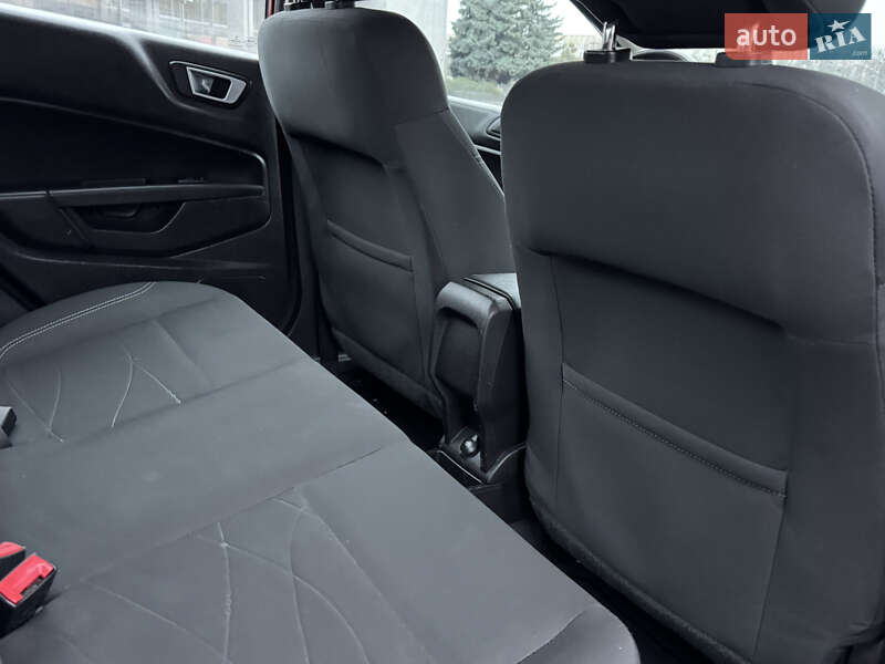 Седан Ford Fiesta 2014 в Ровно фото 39 Седан Ford Fiesta 2014 в Ровно