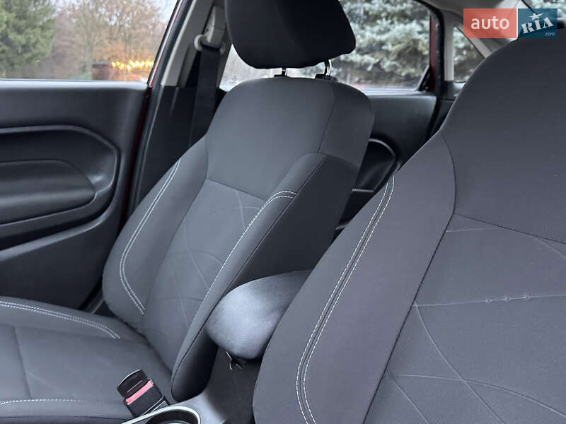 Седан Ford Fiesta 2014 в Ровно фото 67 Седан Ford Fiesta 2014 в Ровно