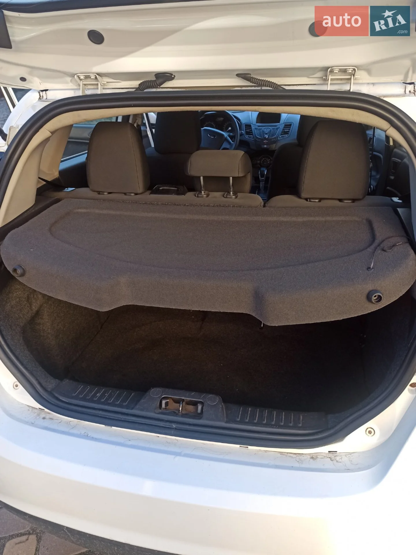 2015 Ford Fiesta - мініатюра 9