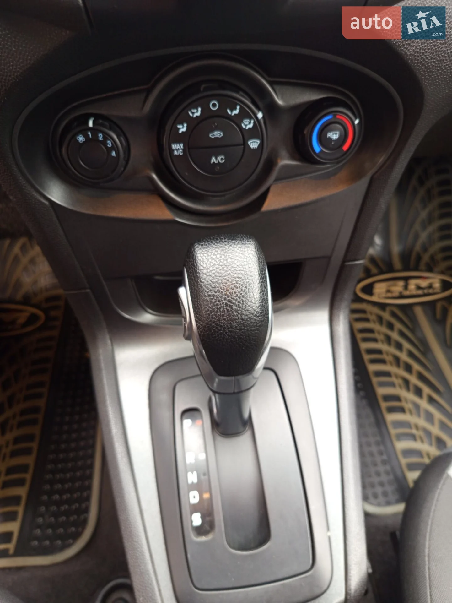 2015 Ford Fiesta - мініатюра 16