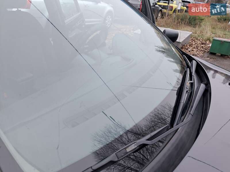 Хэтчбек Ford Fiesta 2006 в Киеве