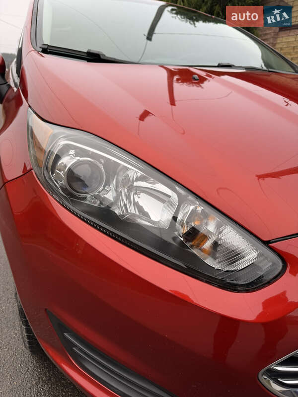 Седан Ford Fiesta 2019 в Буче